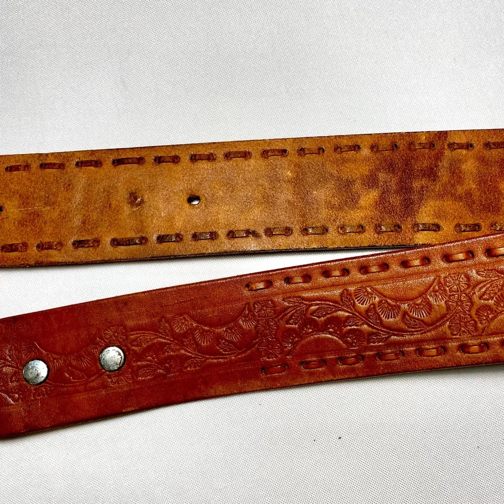 Leather Belt with Lion L letter Buckle